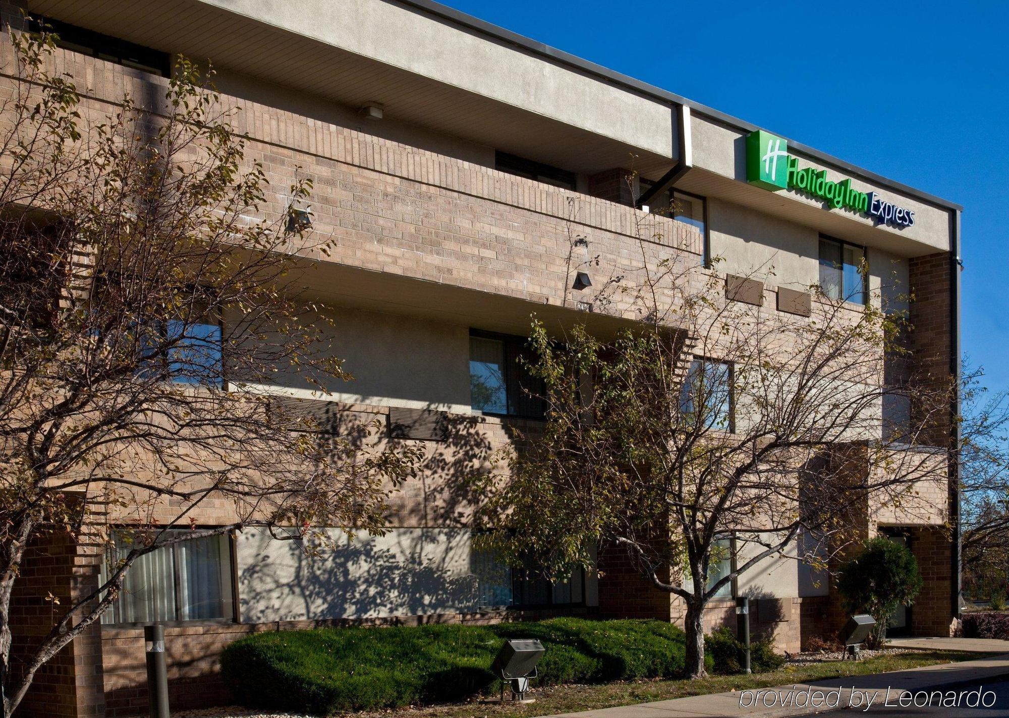 Holiday Inn Express Chicago Nw - Arlington Heights By Ihg מראה חיצוני תמונה